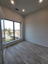 113 Blf Crk Ln in Andice, TX - Building Photo - Building Photo