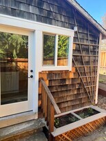 325 Grant Ave in Petaluma, CA - Building Photo