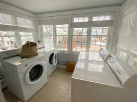 519 Main St, Unit 1 in Medford, MA - Building Photo