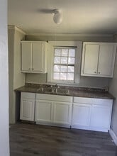 456 N Spring St in Tupelo, MS - Building Photo - Building Photo
