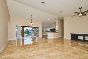 16561 Wellington Lakes Cir in Ft. Myers, FL - Building Photo