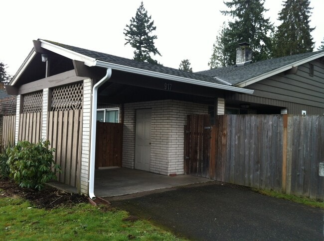 property at 917 142nd Ave SE