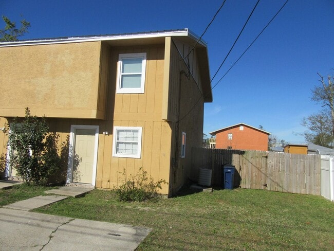 property at 1013 Spring Ave