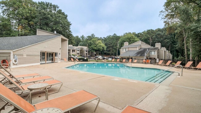 The Bluffs Apartment Homes