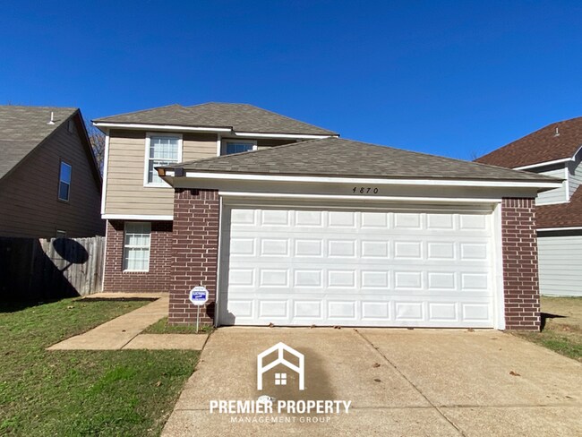 property at 4870 Royal Run Dr