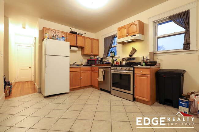 505 Washington St in Boston, MA - Building Photo - Building Photo