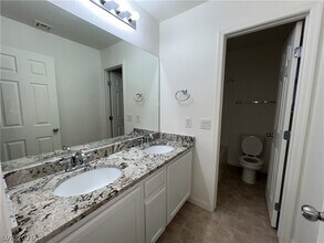 4966 Crimson Mare Rd in Las Vegas, NV - Building Photo - Building Photo