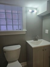 1227 N Parkside Ave, Unit Garden in Chicago, IL - Foto de edificio - Building Photo