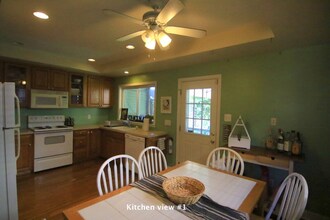 309 E 6th Ave in Conshohocken, PA - Building Photo - Building Photo