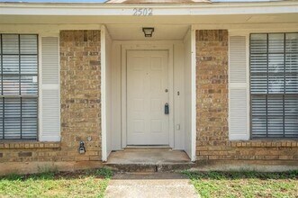 2502 Windy Pine Ln in Arlington, TX - Building Photo - Building Photo