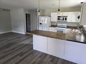 3120 Westmont Ave in Lansing, MI - Building Photo - Building Photo