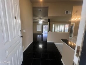 39335 Rockcliff Ct in Palmdale, CA - Building Photo - Building Photo