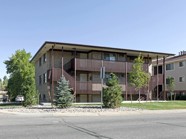 591 W Prentice Ave in Littleton, CO - Foto de edificio - Building Photo