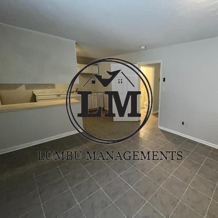 1508 Oakshire Ct in Winston-Salem, NC - Building Photo