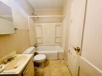 1339 Cherokee Dr photo'