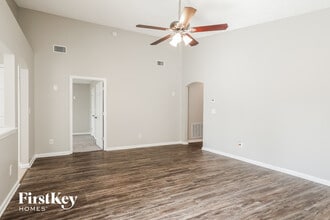 3046 Wavering Ln in Middleburg, FL - Building Photo - Building Photo