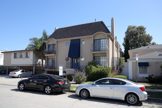 Beverly Sherbourne Villas in Los Angeles, CA - Building Photo - Building Photo