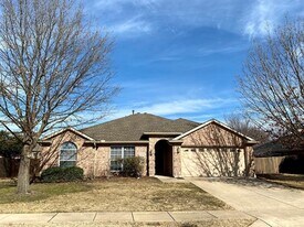 15674 Wrangler Dr in Frisco, TX - Building Photo