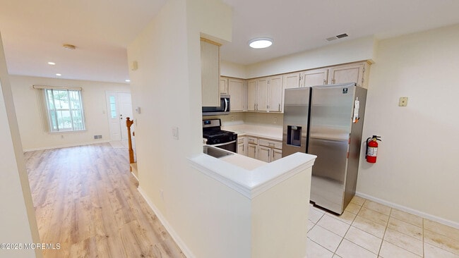 property at 1135 Roseberry Ct