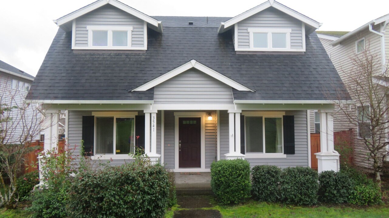 3541 Hoffman Hill Blvd in Dupont, WA - Building Photo