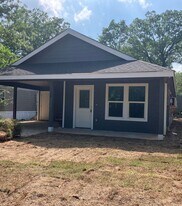 110 Bowie St in Mabank, TX - Building Photo