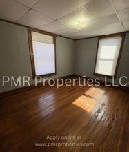 2102 S 9th St in St. Joseph, MO - Building Photo - Building Photo