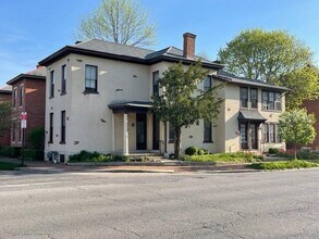 172 Reinhard Ave in Columbus, OH - Building Photo - Building Photo