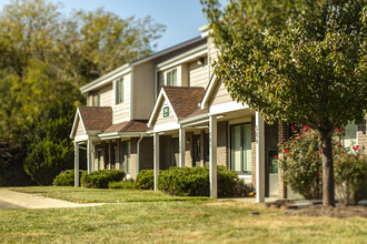 Southbrook Apartments in Topeka, KS - Building Photo - Building Photo