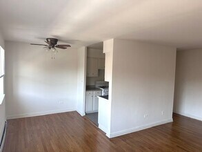 5730 N Sheridan Rd in Chicago, IL - Building Photo - Building Photo