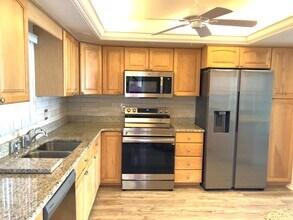 5130 Brittany Dr S in St. Petersburg, FL - Building Photo - Building Photo