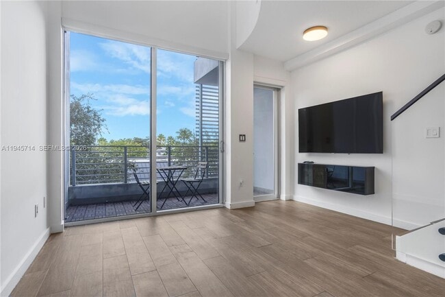 3339 Virginia St in Miami, FL - Building Photo - Building Photo