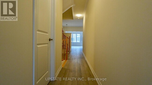 157 Sanders Rd in Erin, ON - Building Photo - Building Photo