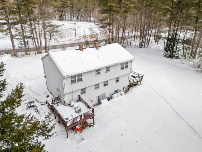 367 Academy Rd in Pembroke, NH - Building Photo - Building Photo