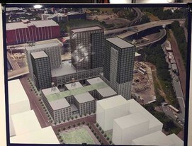 Hudson House East in Jersey City, NJ - Building Photo