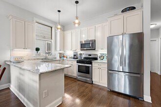 61 Reservoir Ave in Jersey City, NJ - Building Photo - Building Photo