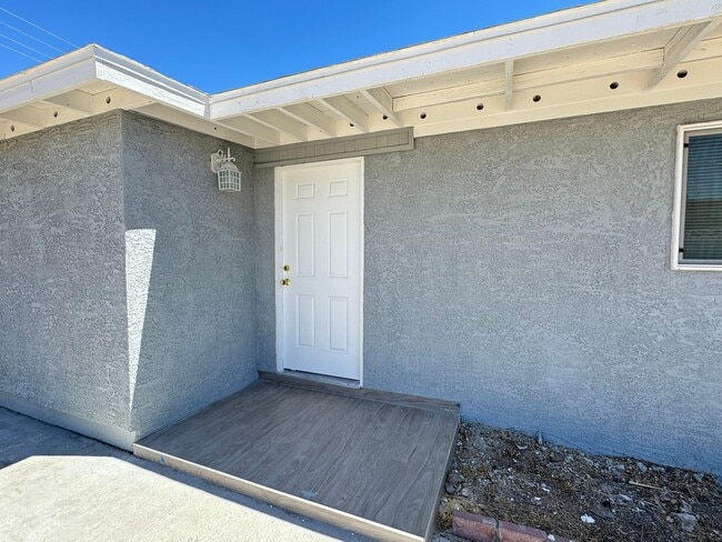 property at 1724 Izabella Ave