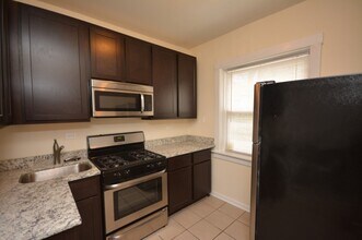 3753 W Sunnyside Ave in Chicago, IL - Building Photo - Building Photo