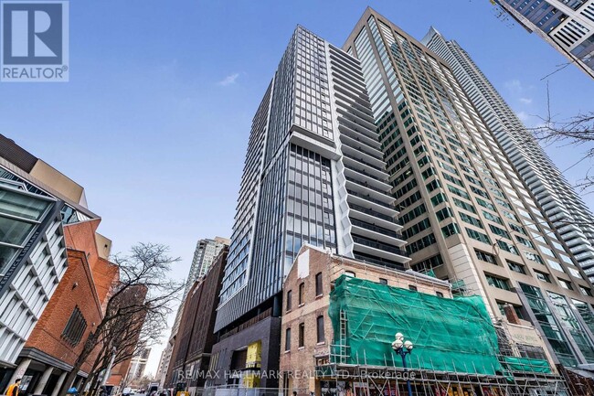 771-771 Yonge St