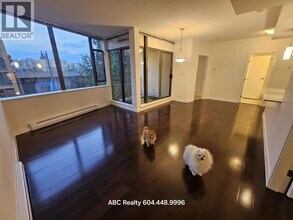 7362 Elmbridge Way in Richmond, BC - Building Photo - Building Photo