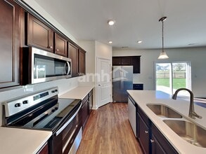 4318 Effie Seward Dr in Murfreesboro, TN - Foto de edificio - Building Photo