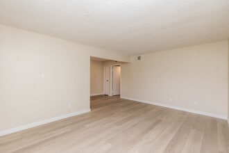 276 Adams in Oakland, CA - Building Photo - Building Photo