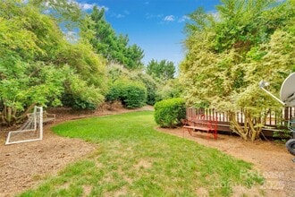 16829 Hampton Trace Rd in Huntersville, NC - Building Photo - Building Photo