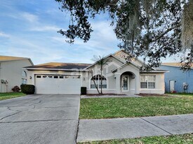 5152 New Savannah Cir in Wesley Chapel, FL - Building Photo