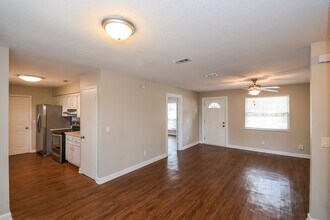 3081 Loretto Rd in Jacksonville, FL - Foto de edificio - Building Photo