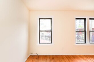 3306 W Schubert Ave in Chicago, IL - Building Photo - Building Photo