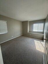 16273 Twilight Cir in Riverside, CA - Building Photo - Building Photo