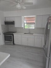 930 N K St in Lake Worth Beach, FL - Building Photo - Building Photo