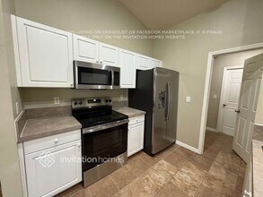 6333 Fielding St in North Port, FL - Foto de edificio - Building Photo