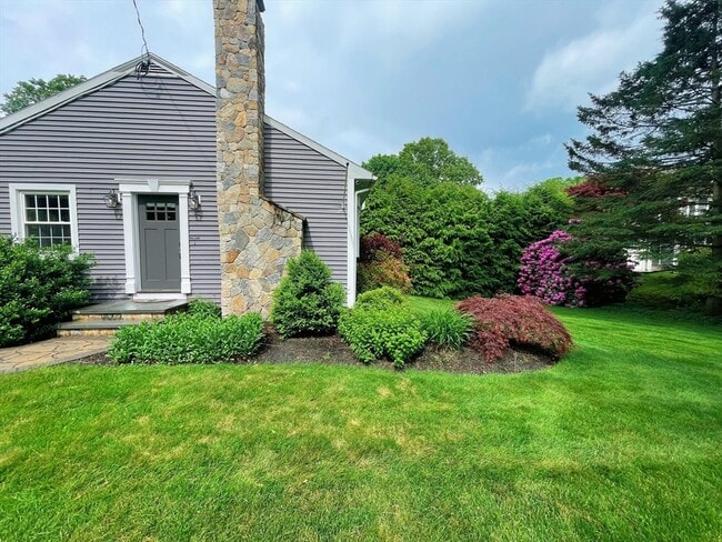 property at 6 Chestnut St