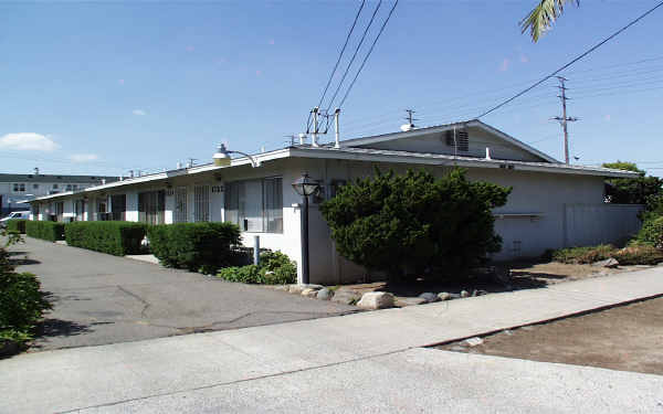 1722-1732 E Palmyra Ave in Orange, CA - Building Photo - Building Photo